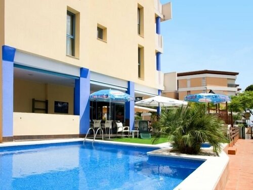 Гостиница Apartamentos Costa Verde в Камбрильсе