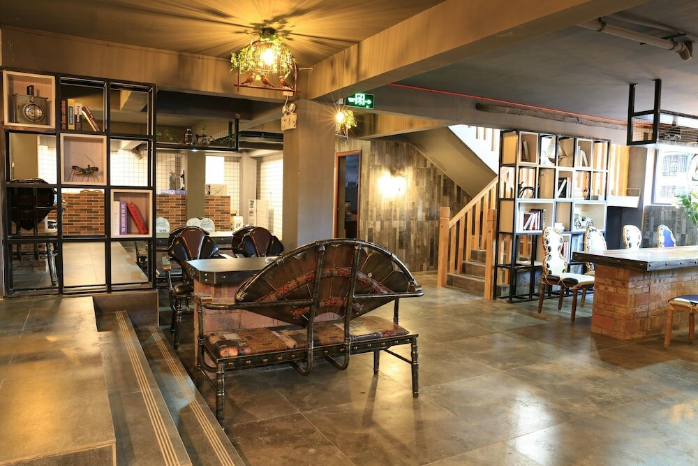 Фото Guilin Lakeside Yige Hotel