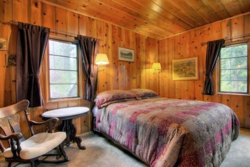 Фото Twin Top Lodge