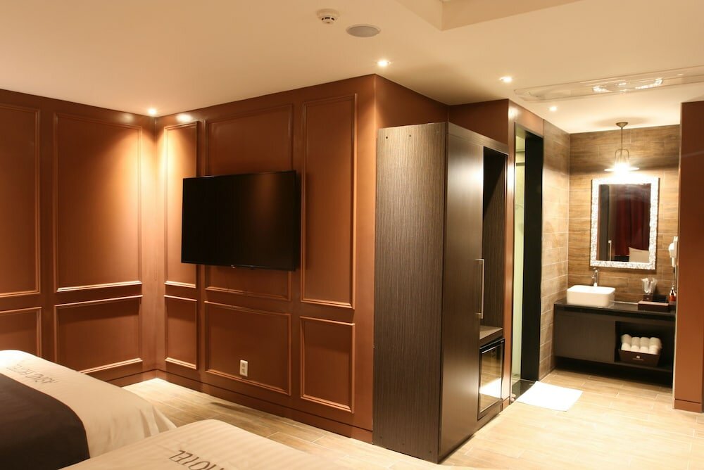 Фото Incheon Asiad Banwol Hotel