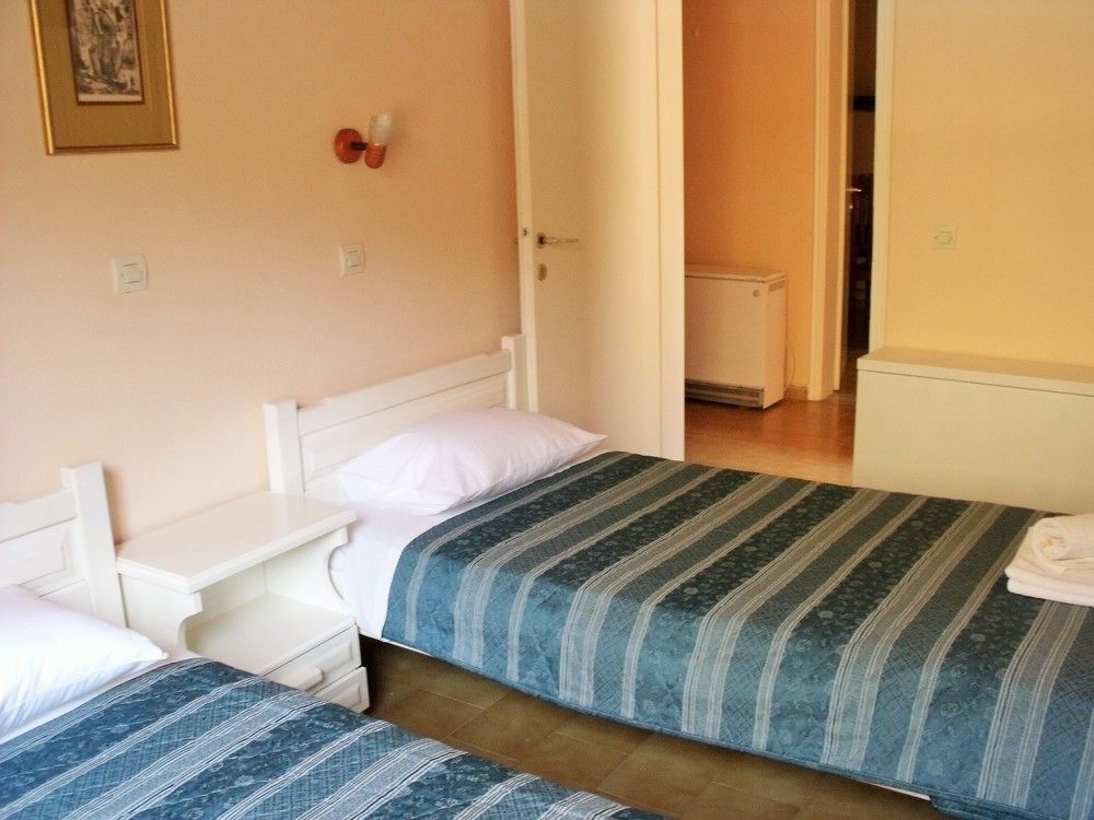 Фото 70302973939