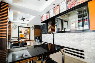 Фото FunDee Boutique Hotel