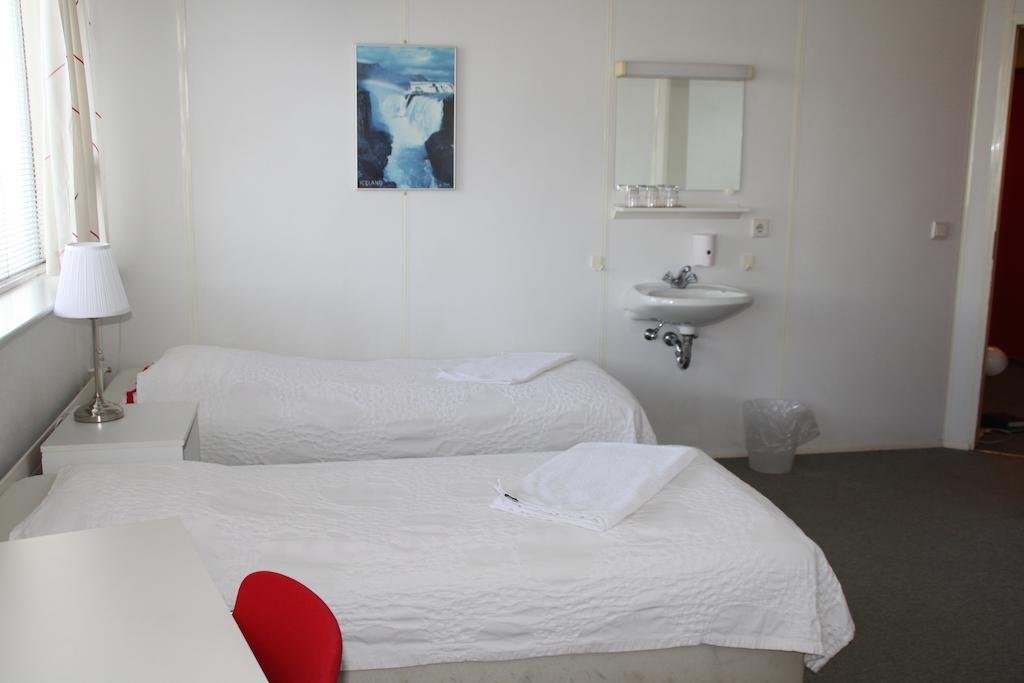 Фото 101 Guesthouse