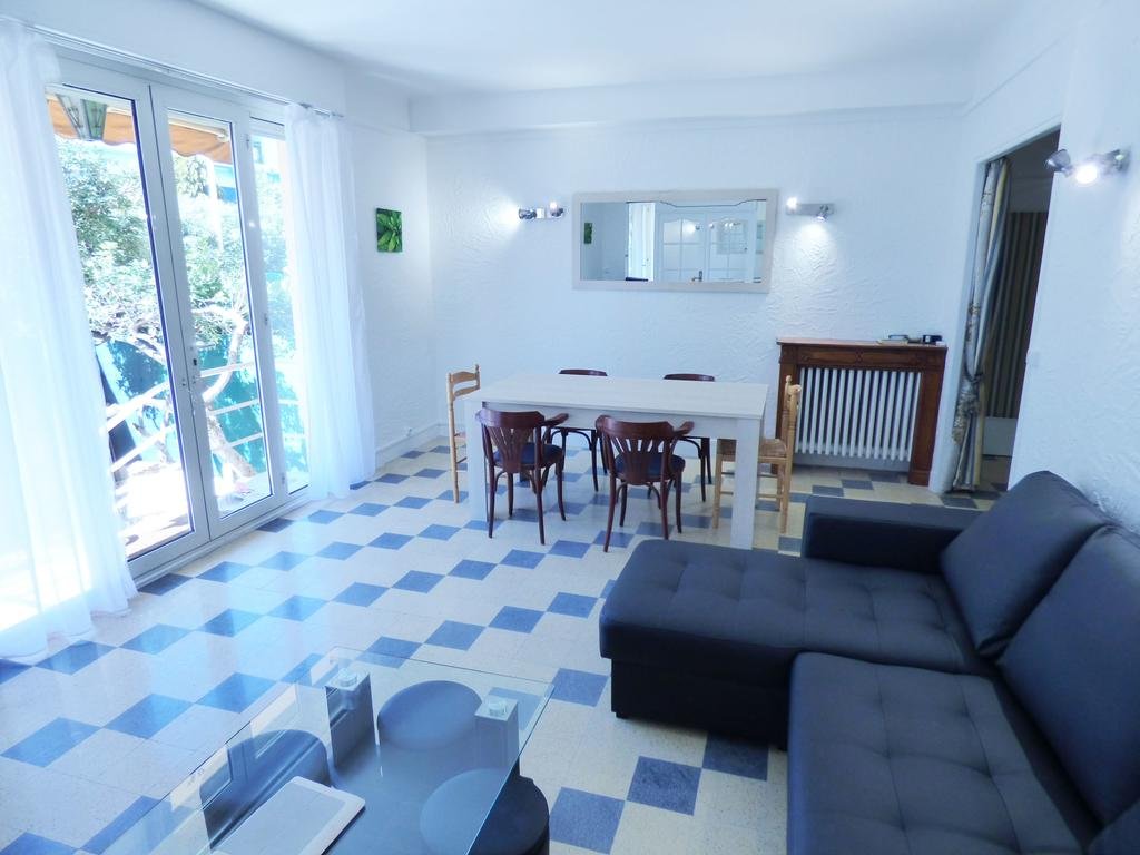 Фото Centre Croisette 1 Madrid