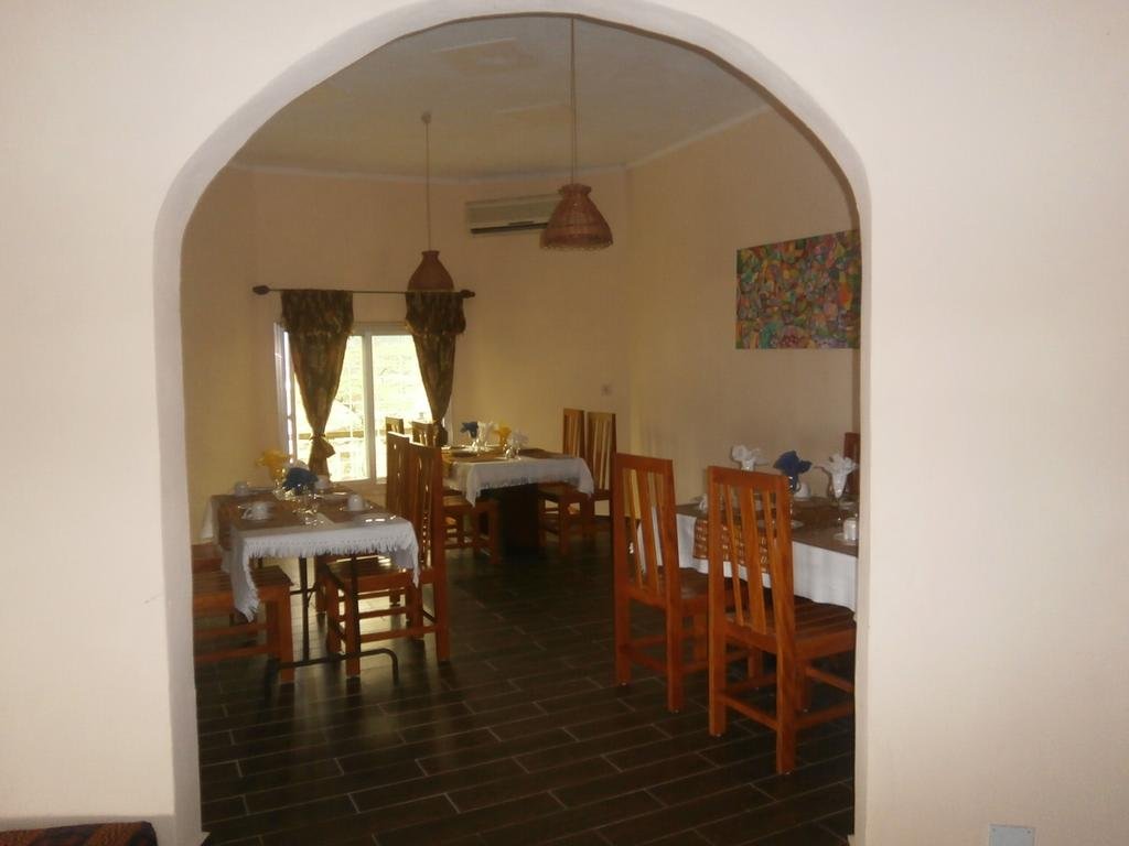 Фото The Lk Hotel at Bonadikombo