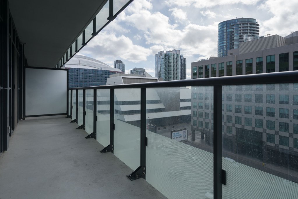 Фото Livingsuites Toronto