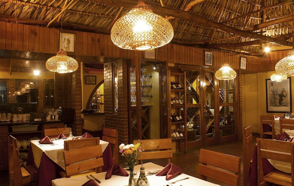 Фото Hotel Dos Mundos