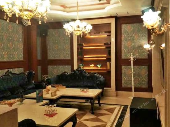 Фото Haiwaihai Crown Hotel