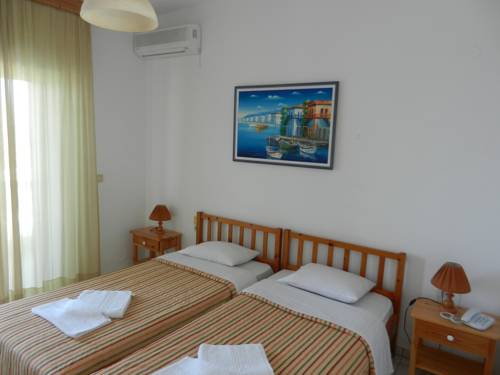 Фото Zorbas Beach Hotel