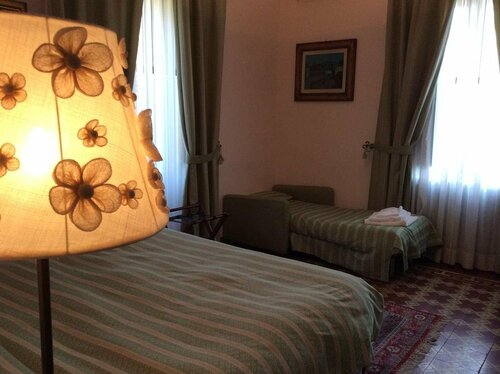 Гостиница Hotel Villa Porta All'Arco в Вольтерре