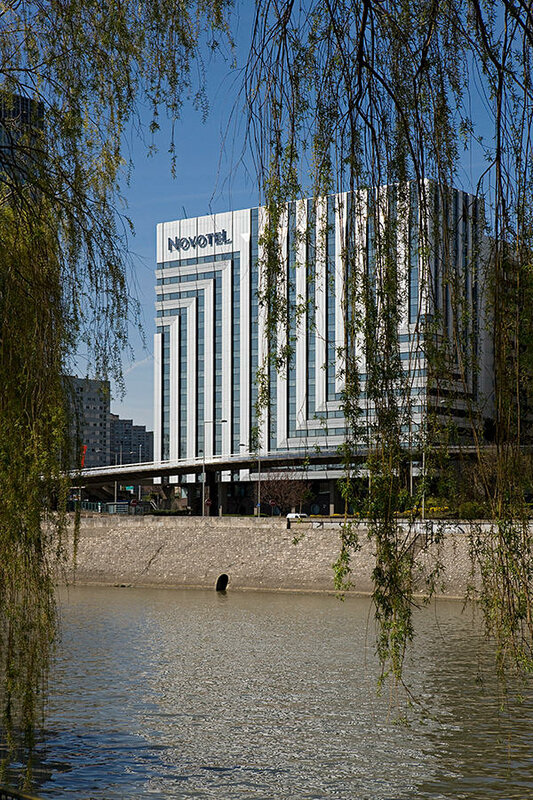 Гостиница Novotel Paris La Défense в Курбевуа