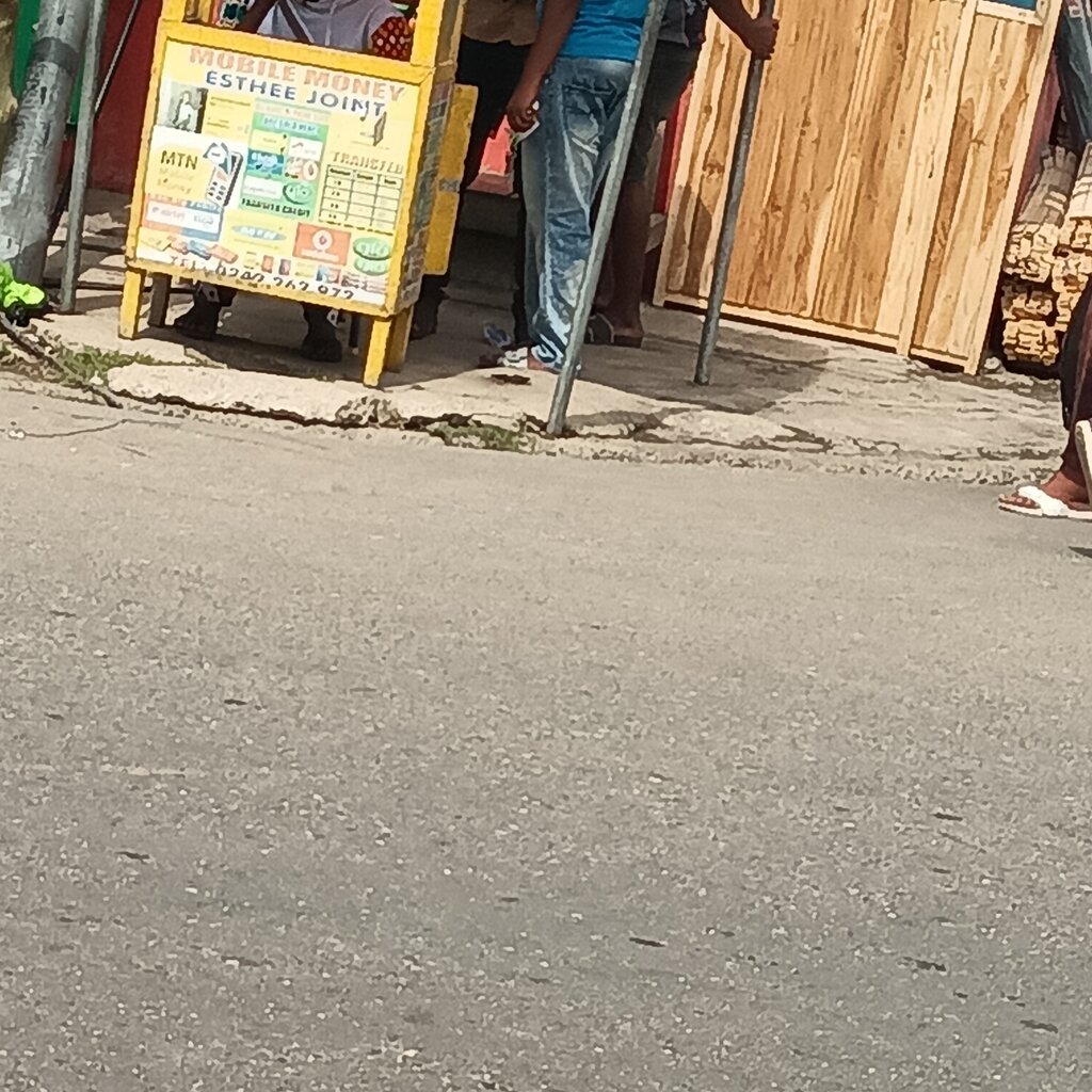 Money transfers Esthee Joint, Accra, photo