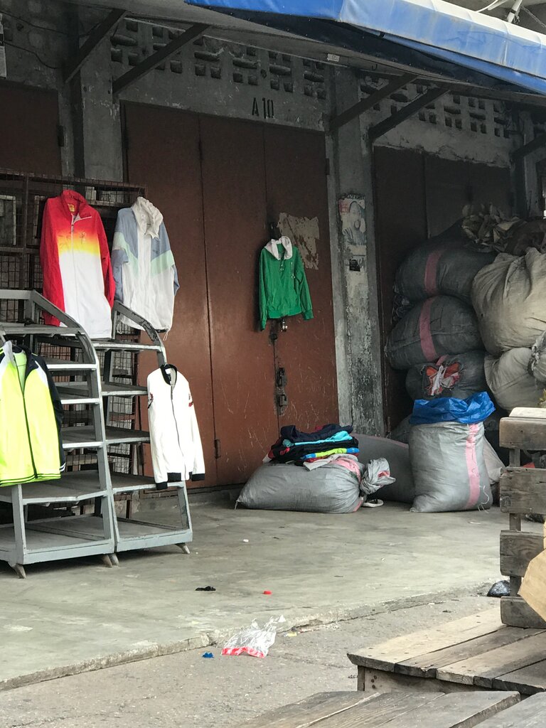 Warehouse services Room A10, Accra, photo