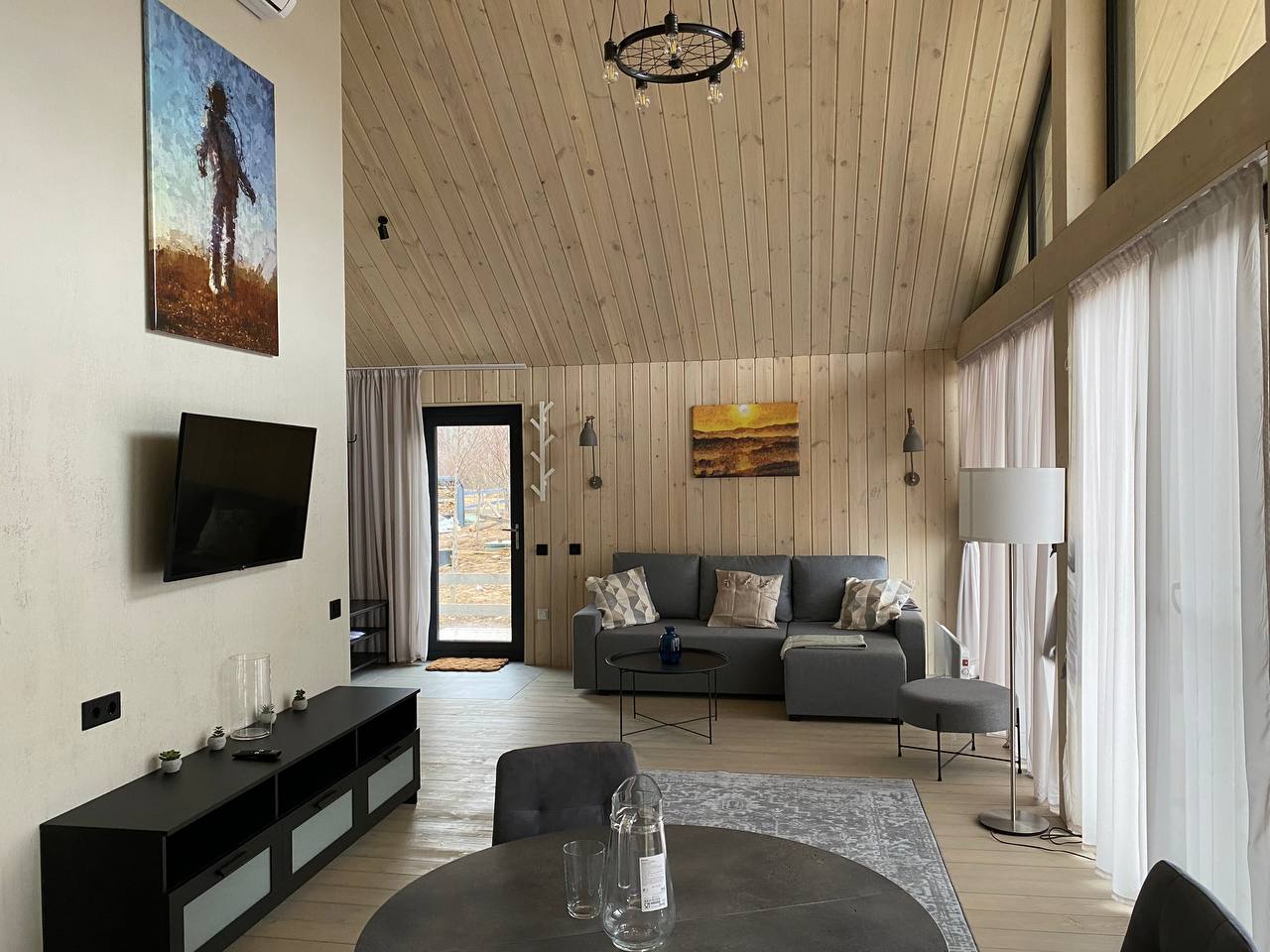 Фото БарнХаус Вилэдж