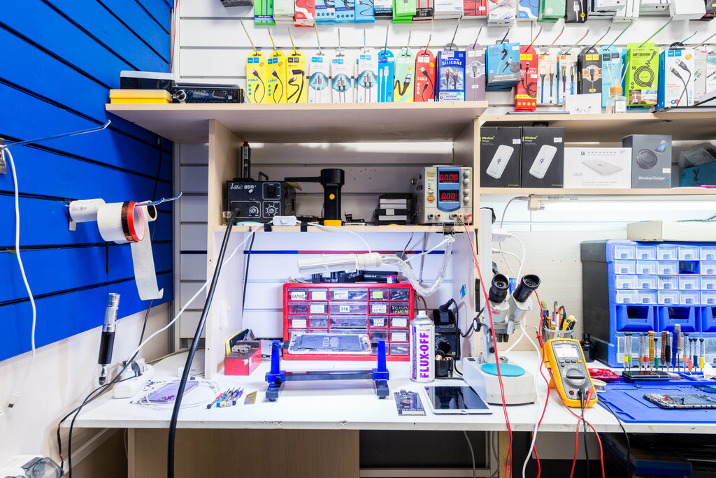 Phone repair It-service, Moscow, photo