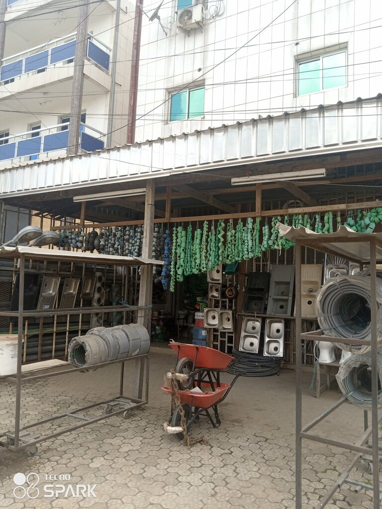 Plumbing shop Electricité et Plomberie, Douala, photo