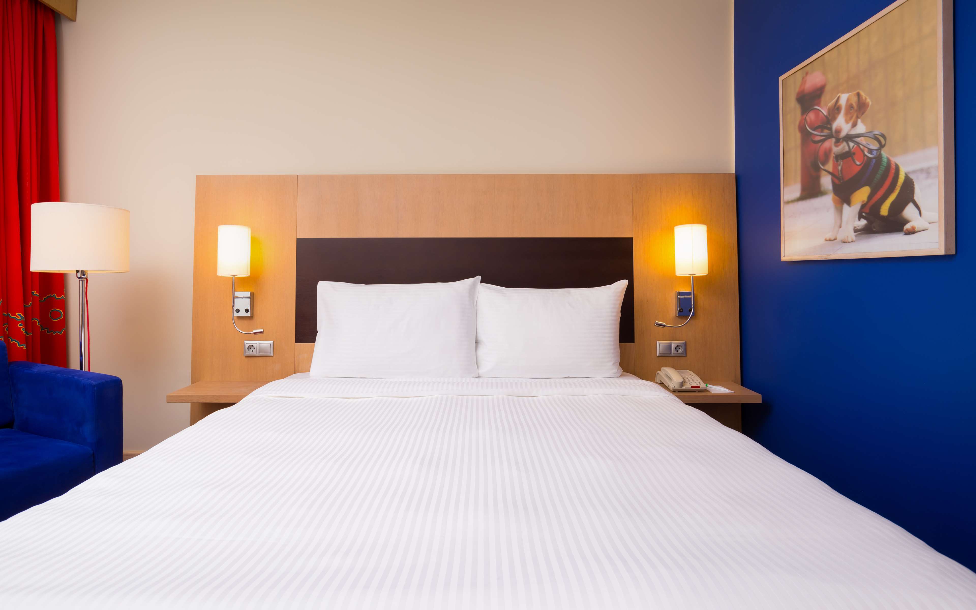 Фото Cosmos St. Petersburg Nevsky Hotel