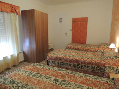 Фото Domus Hotel Adele