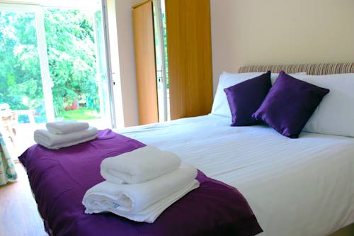 Фото Auchendennan Luxury Self Catering Cottages