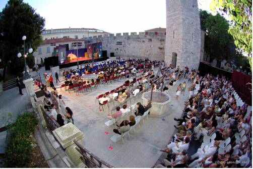 Фото Holiday Center Ivona