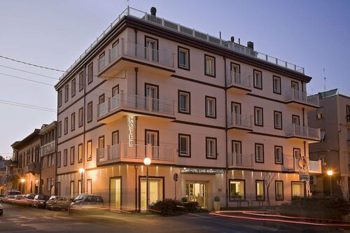 Гостиница Card International в Римини