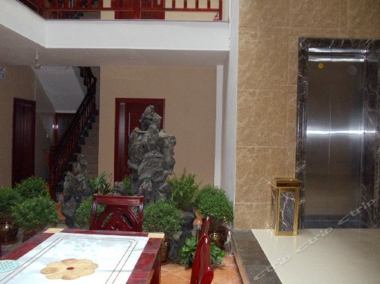 Фото Four Seasons Holiday Grand Hotel