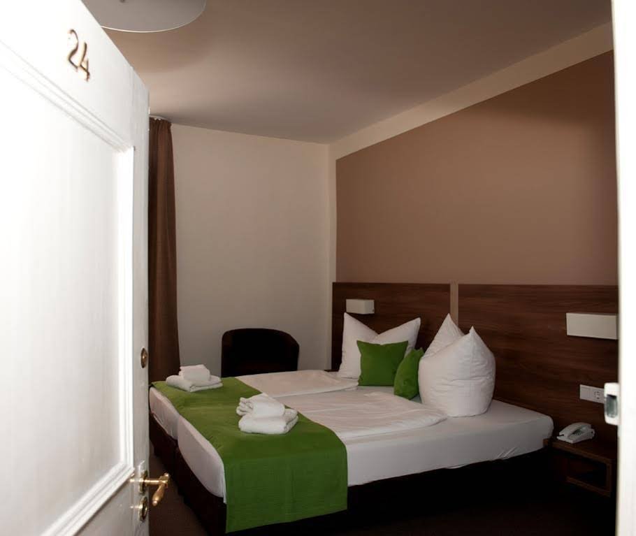 Фото Hotel Adler