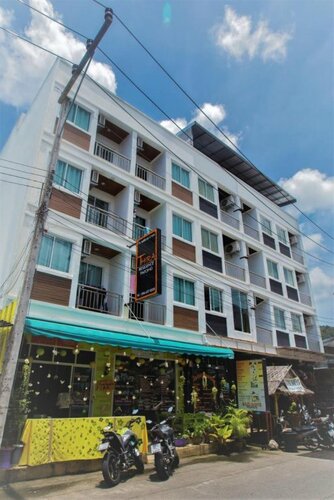 Гостиница Thira Residence Patong