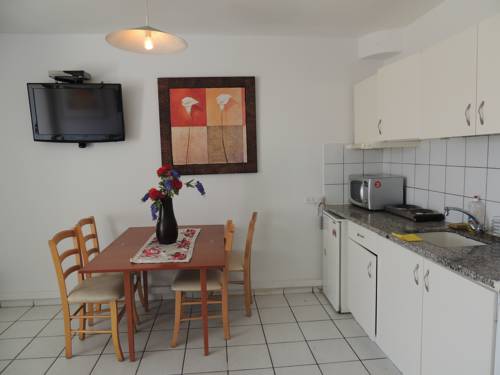 Фото Lev Eilat Suites