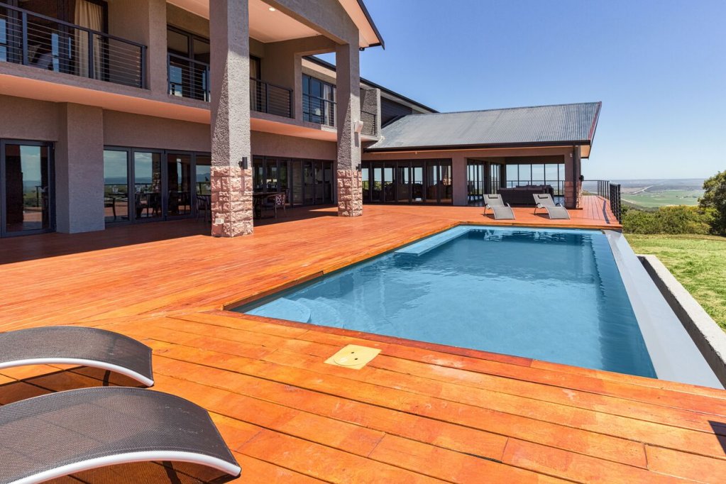 Фото Intle Game Lodge