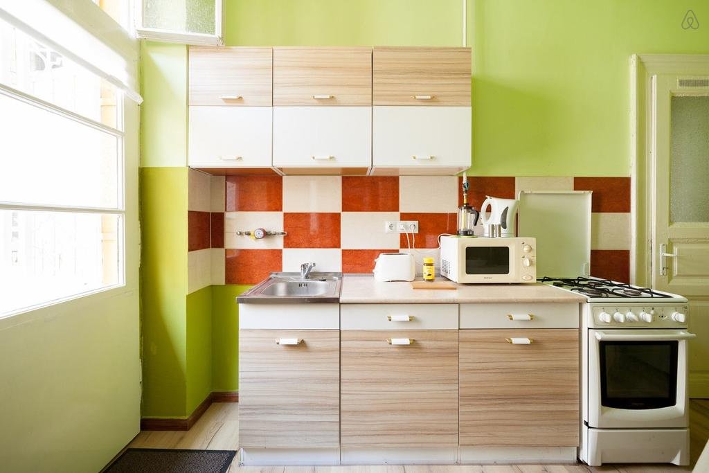 Фото Cozy Flat in the Down Town