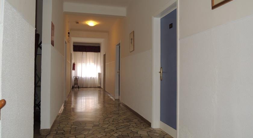 Фото Domus Hotel Adele