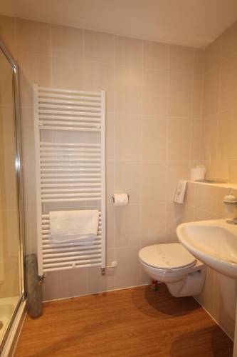 Фото The Gables Guest House