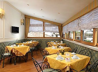 Фото Hotel La Lumiere di Piazza di Spagna