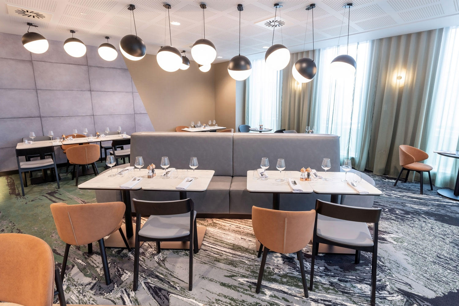 Фото Novotel Liverpool Paddington Village