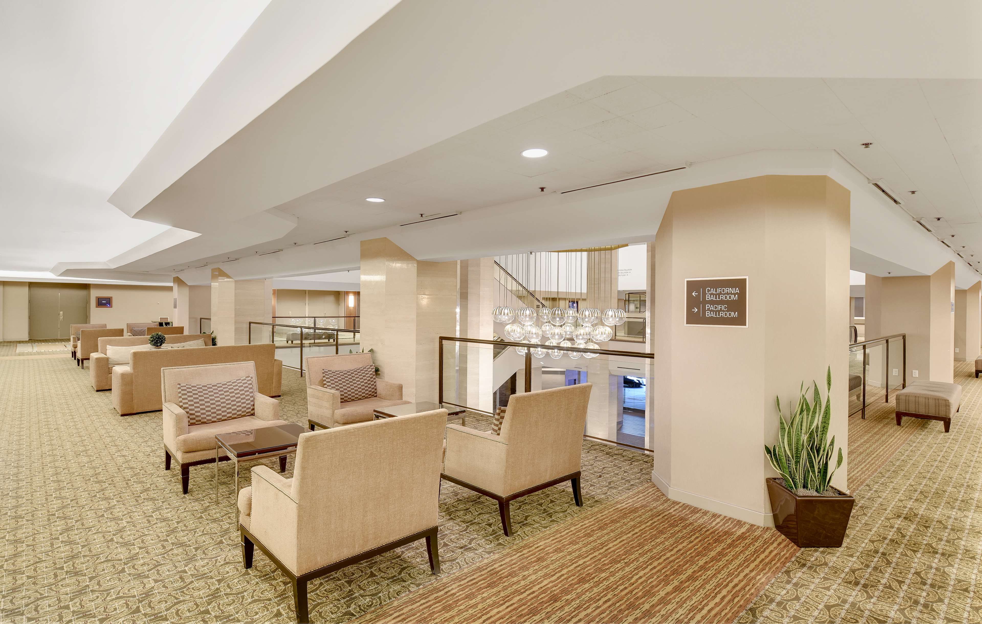 Фото Hilton Anaheim