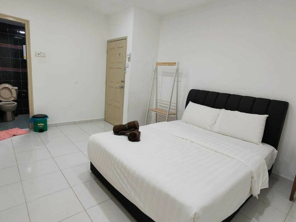 Фото Malacca Town Tranquerah Cluster Home