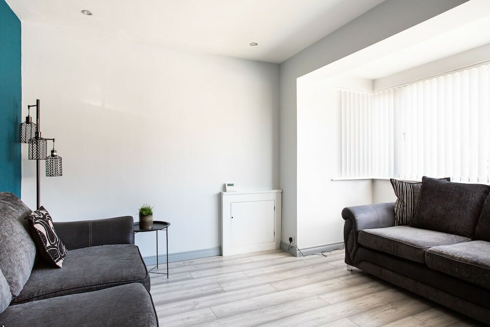 Фото Fully Refurbished North Belfast Home 3