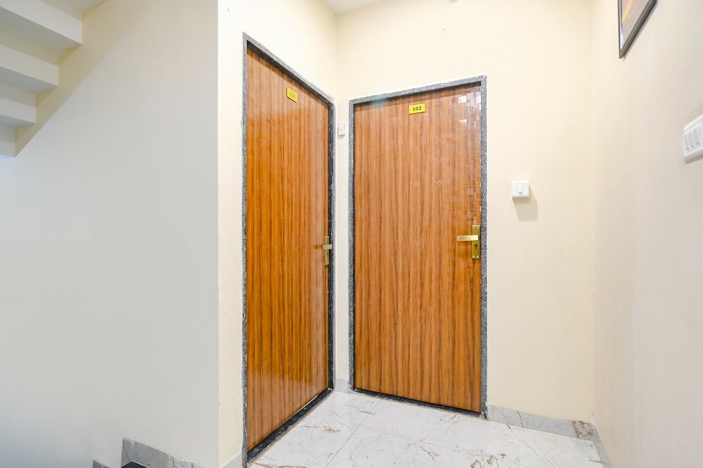 Фото Fabhotel Atharv