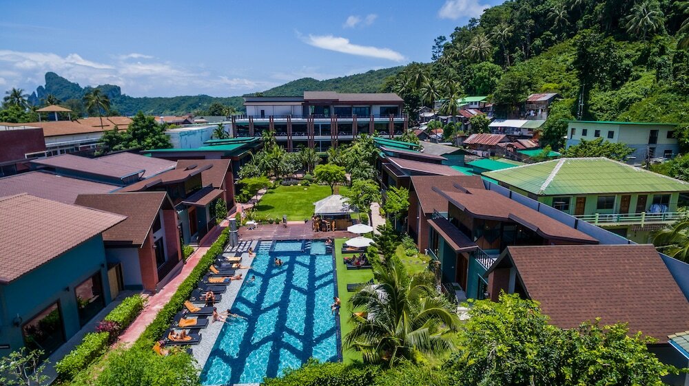 Фото Chaokoh Phi Phi Hotel & Resort