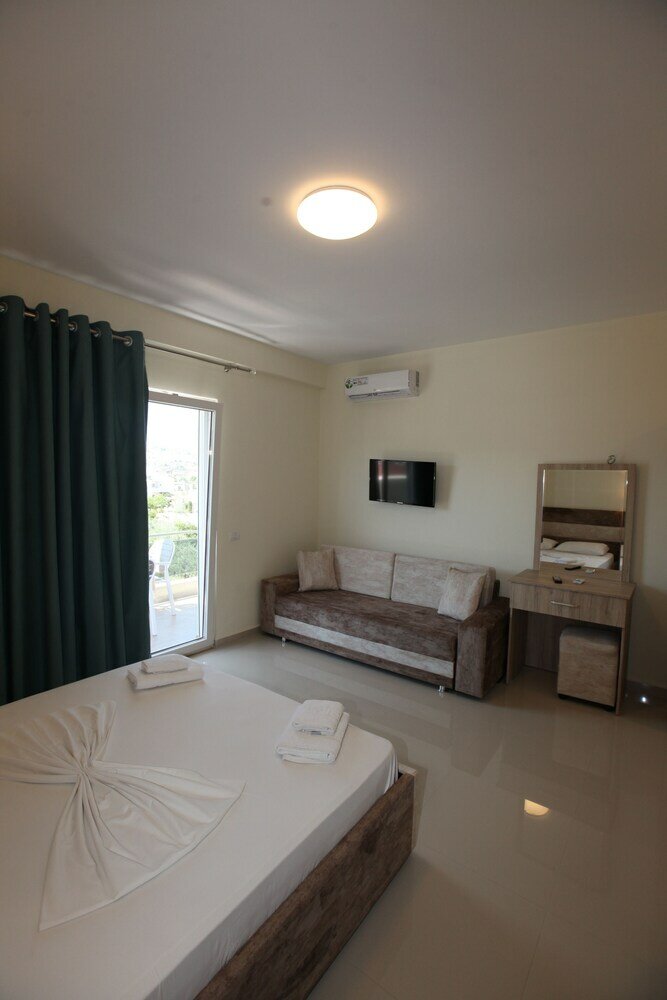 Фото Hotel Golden