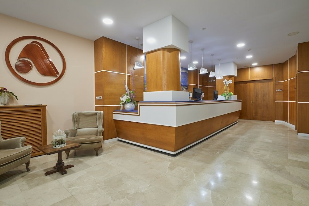 Фото Hotel La Serrana