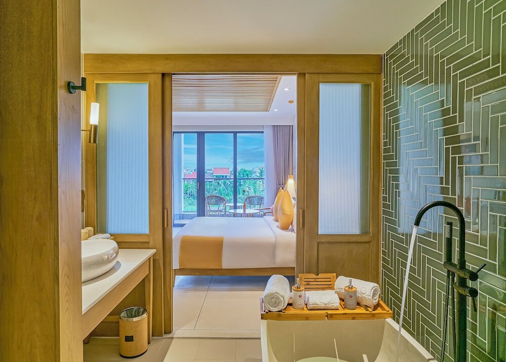 Фото Little Oasis - An Eco Friendly Hotel & SPA