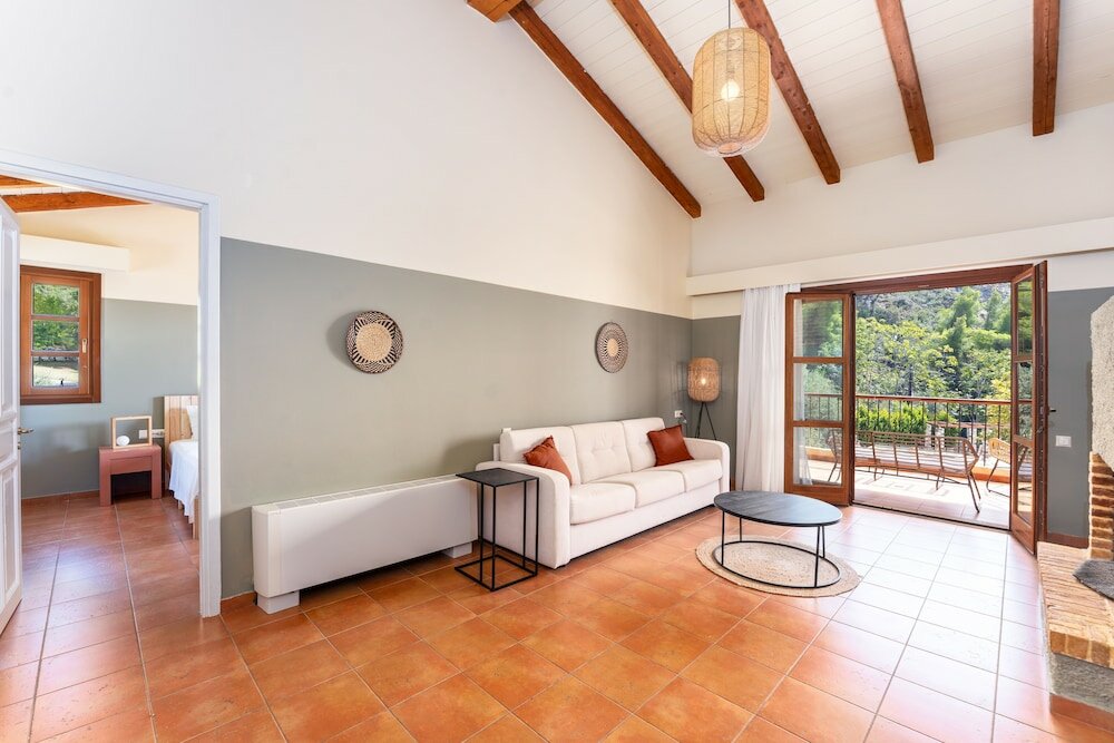 Фото Selina Kaminos Evia