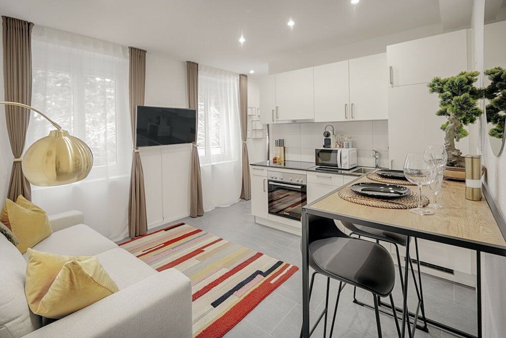 Фото Eh Apartments Jupiter