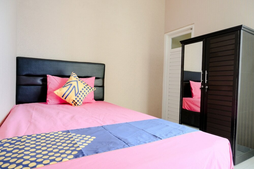 Фото Spot On 1878 Griya Bunda Family