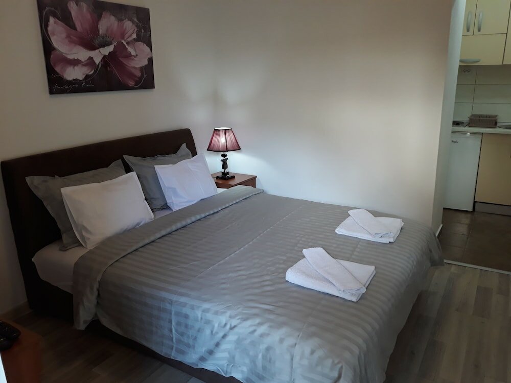 Фото Radovic apartments
