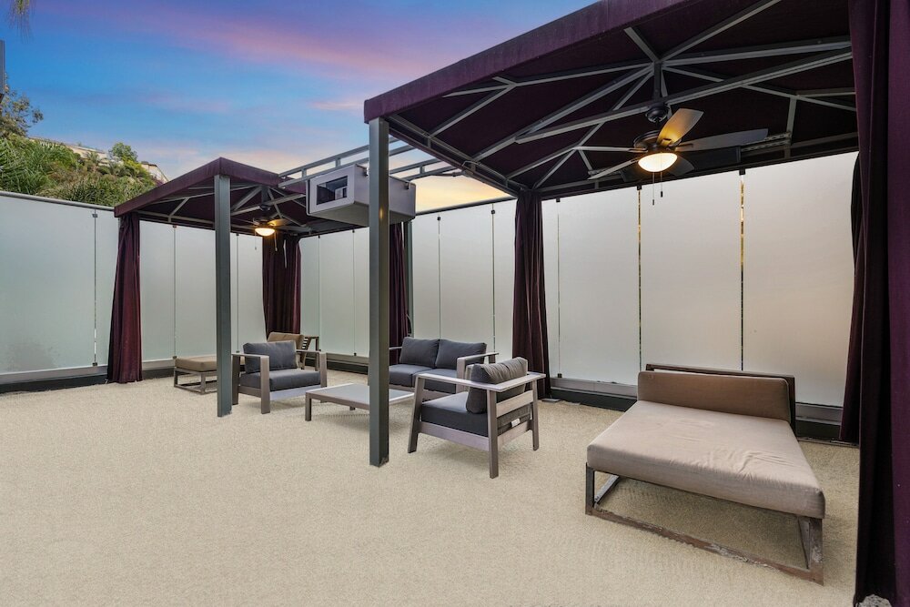 Фото Celebrity Chich