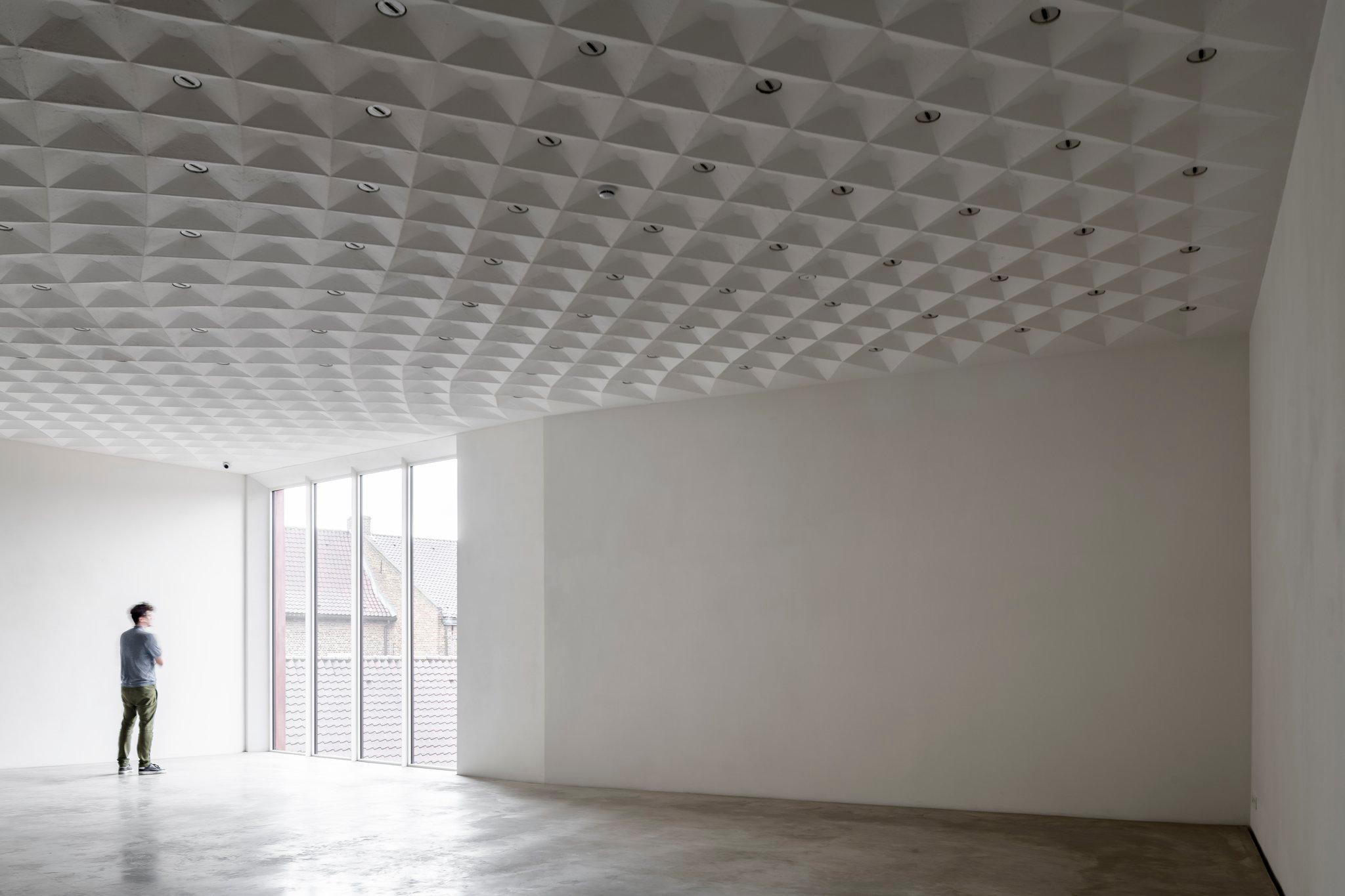 Фото 123800312978