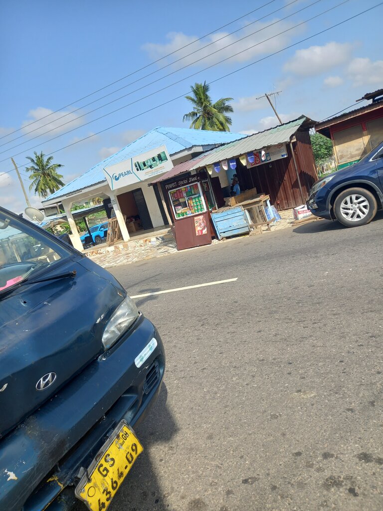 Household appliances store Pearl Emkors Ventures, Accra, photo